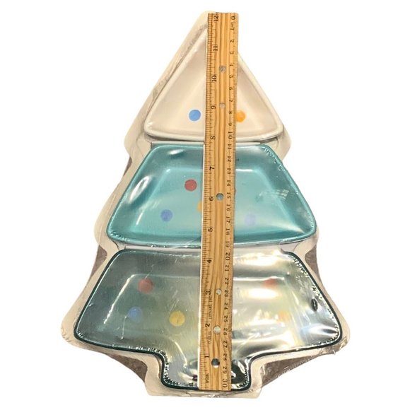 HOLIDAY CHEER 4 PC CERAMIC CHRISTMAS TREE SERVING SET DISH NEW - Picture 3 of 3
